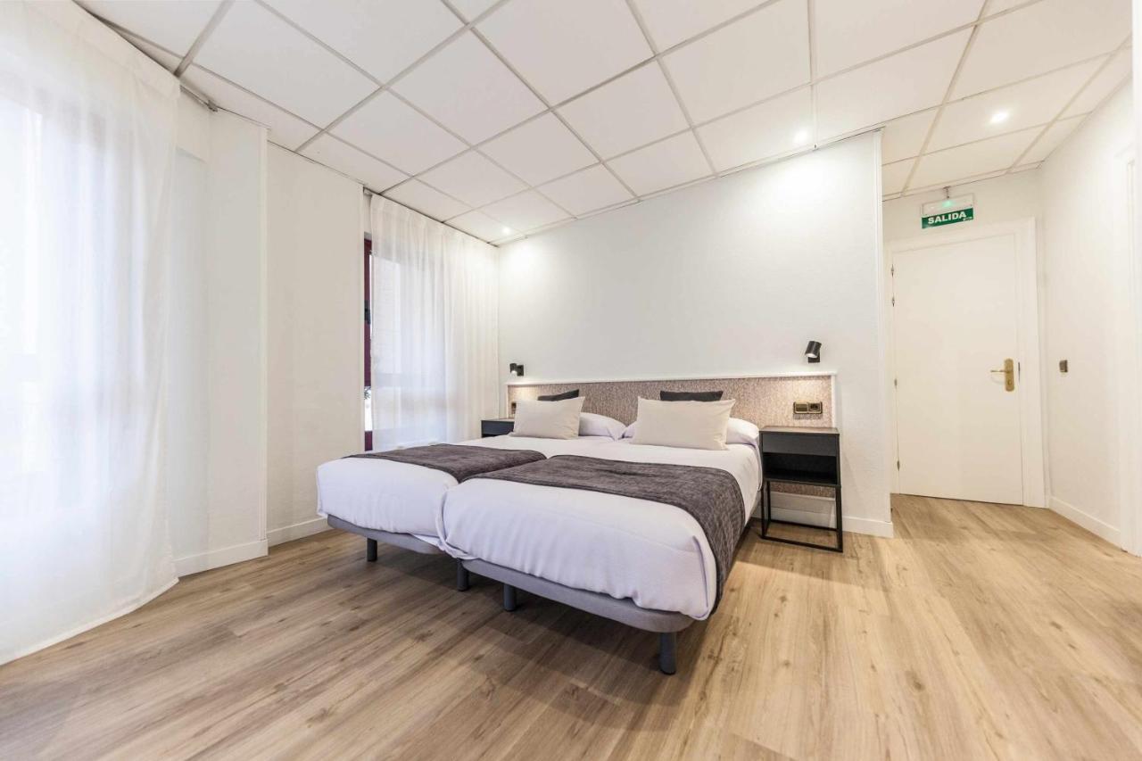 Auditorio Rooms Boutique Oviedo Esterno foto