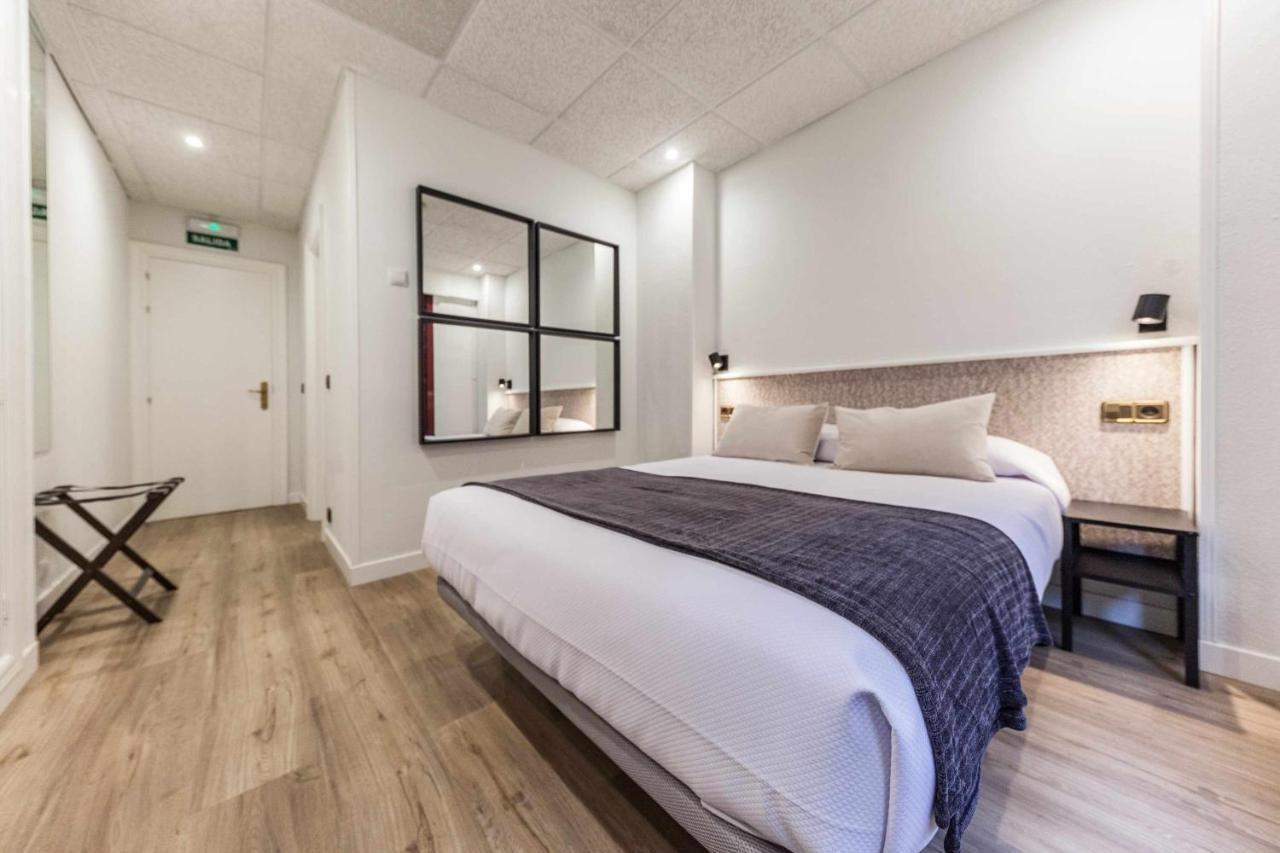 Auditorio Rooms Boutique Oviedo Esterno foto